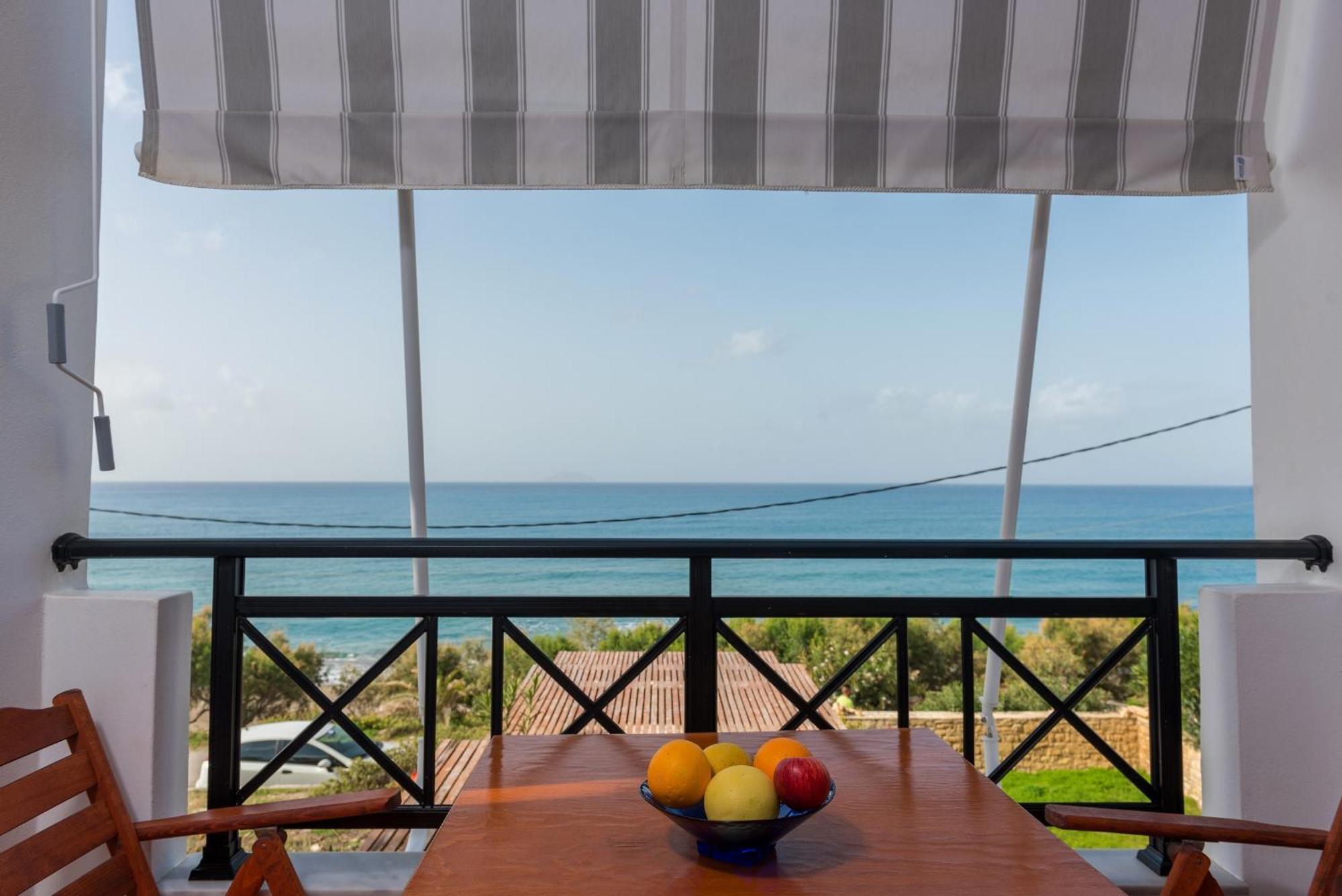 Kalamaki Holidays - Finikas Studios & Apartments Exterior photo