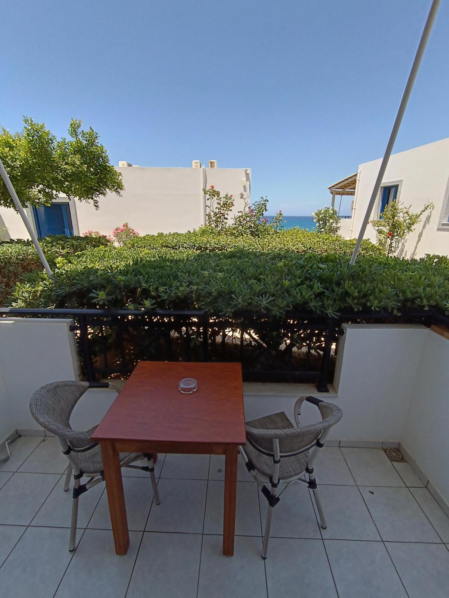 Kalamaki Holidays - Finikas Studios & Apartments Exterior photo